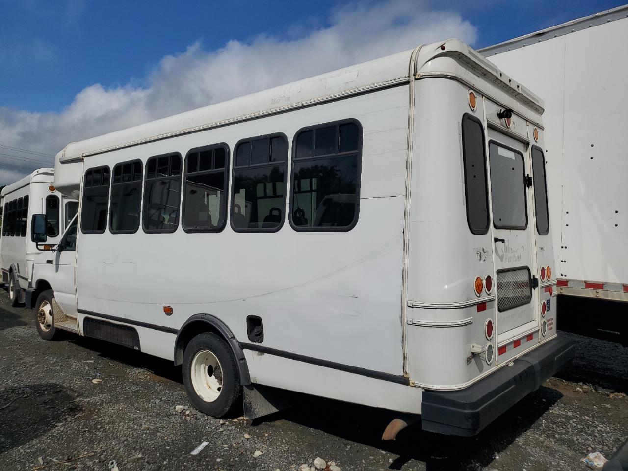 2017 Ford Econoline E450 Super Duty Cutaway Van VIN: 1FDFE4FS4HDC58498 Lot: 56872235