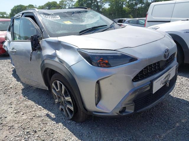 2025 TOYOTA YARIS CROS
