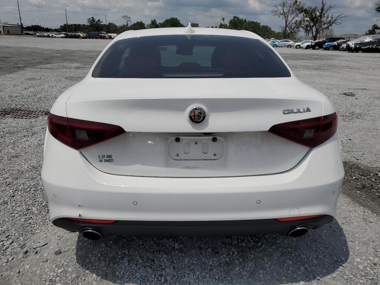 2018 Alfa Romeo Giulia VIN: ZARFAEBN9J7581381 Lot: 55463815