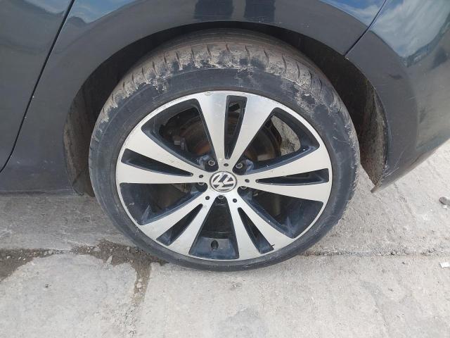 2013 VOLKSWAGEN GOLF S BLU