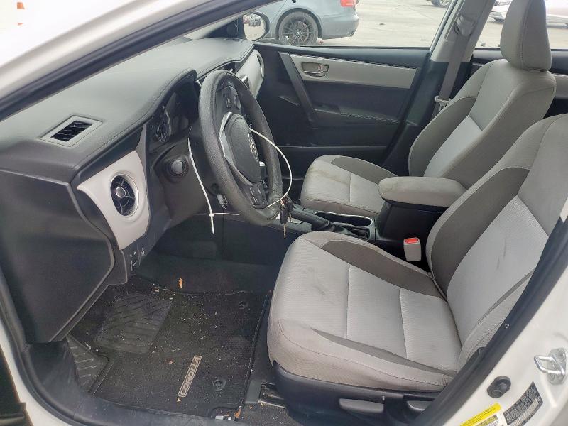Sedans TOYOTA COROLLA 2017 Biały