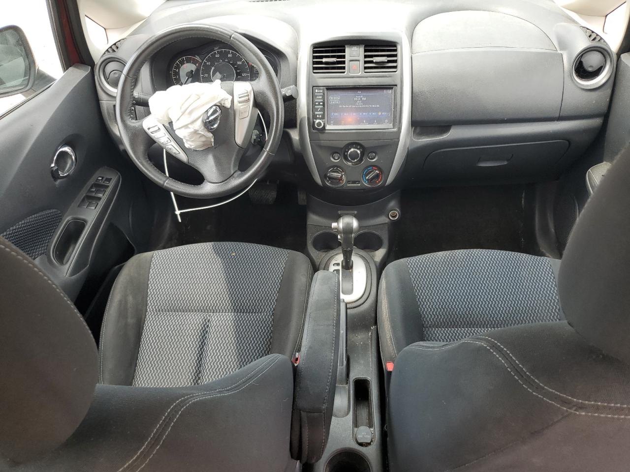 3N1CE2CP4KL364014 NISSAN VERSA 2019