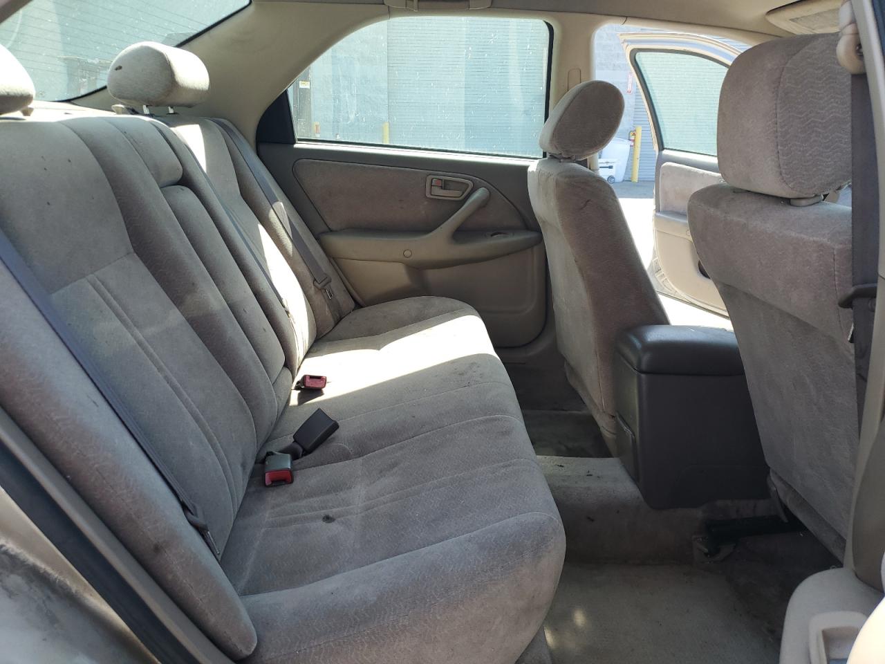 1999 Toyota Camry Le VIN: JT2BF22K5V0046585 Lot: 57061965
