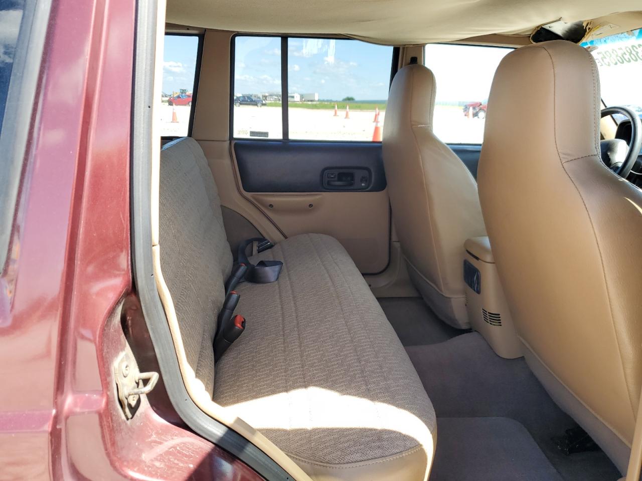2001 Jeep Cherokee Sport VIN: 1J4FT48S21L538823 Lot: 56385885