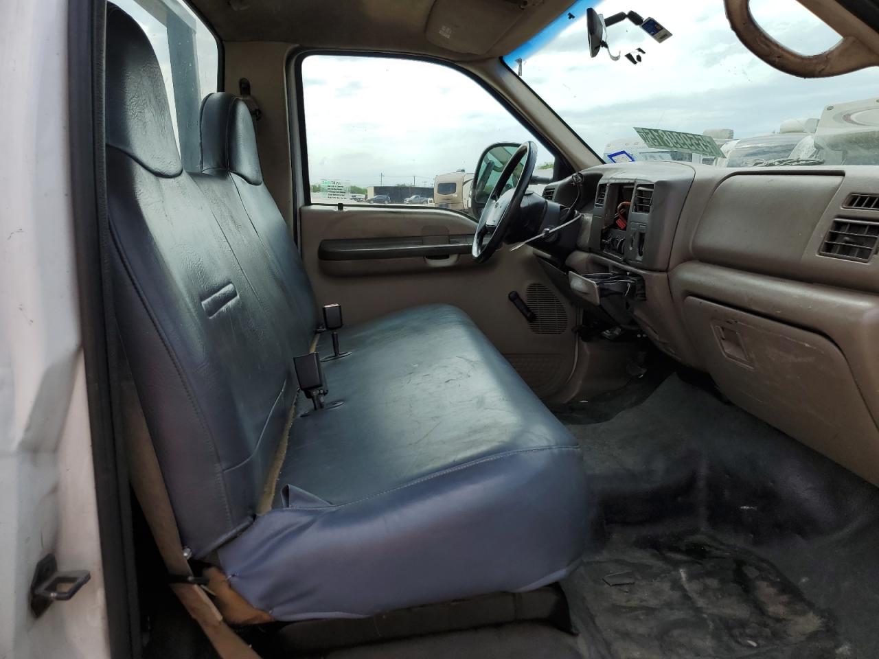1fdaf56f51ea79970 1FDAF56F51EA79970 2001 Ford F550 Super Duty
