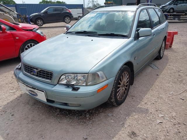 2004 VOLVO V40 SE