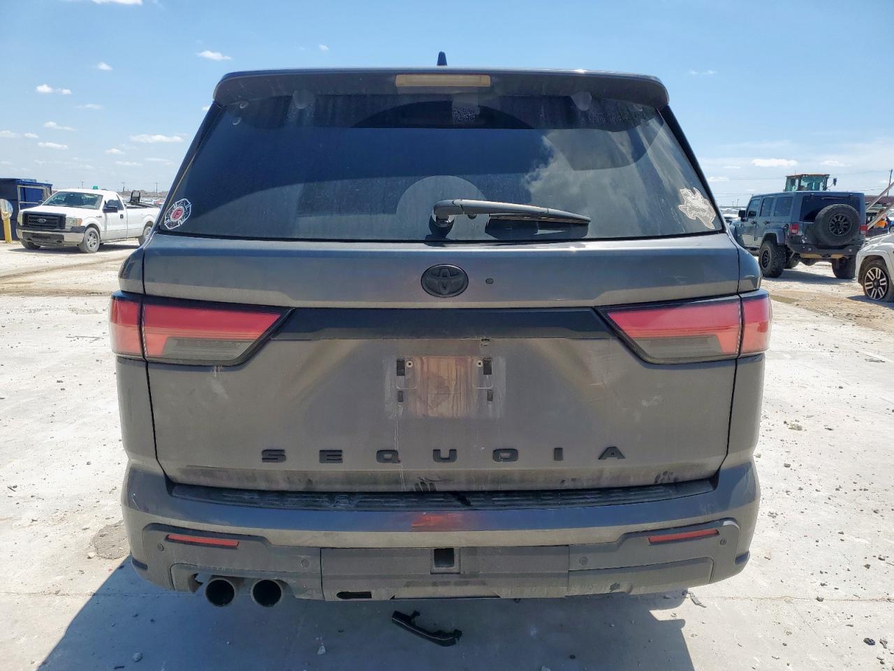 2024 Toyota Sequoia Sr5 VIN: 7SVAAABA7RX022097 Lot: 56526675