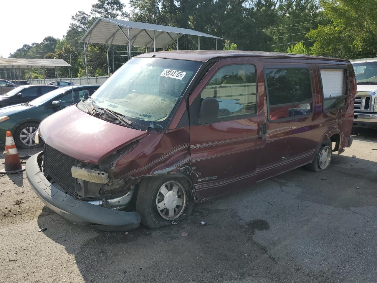 1997 Chevrolet Express G1500 for Sale in Savannah, GA - Front End