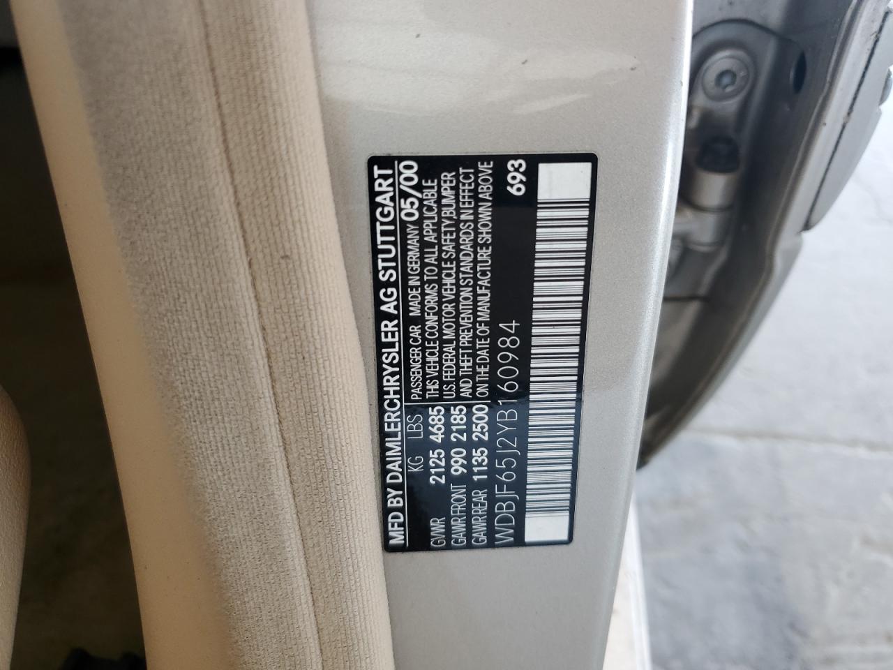 2000 Mercedes-Benz E 320 VIN: WDBJF65J2YB160984 Lot: 54816465