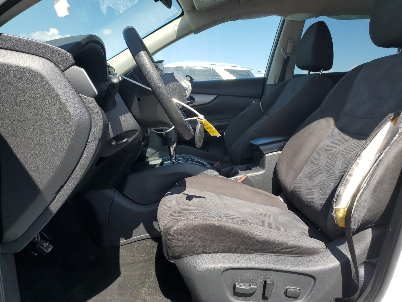 KNMAT2MT2GP654818 NISSAN ROGUE 2016