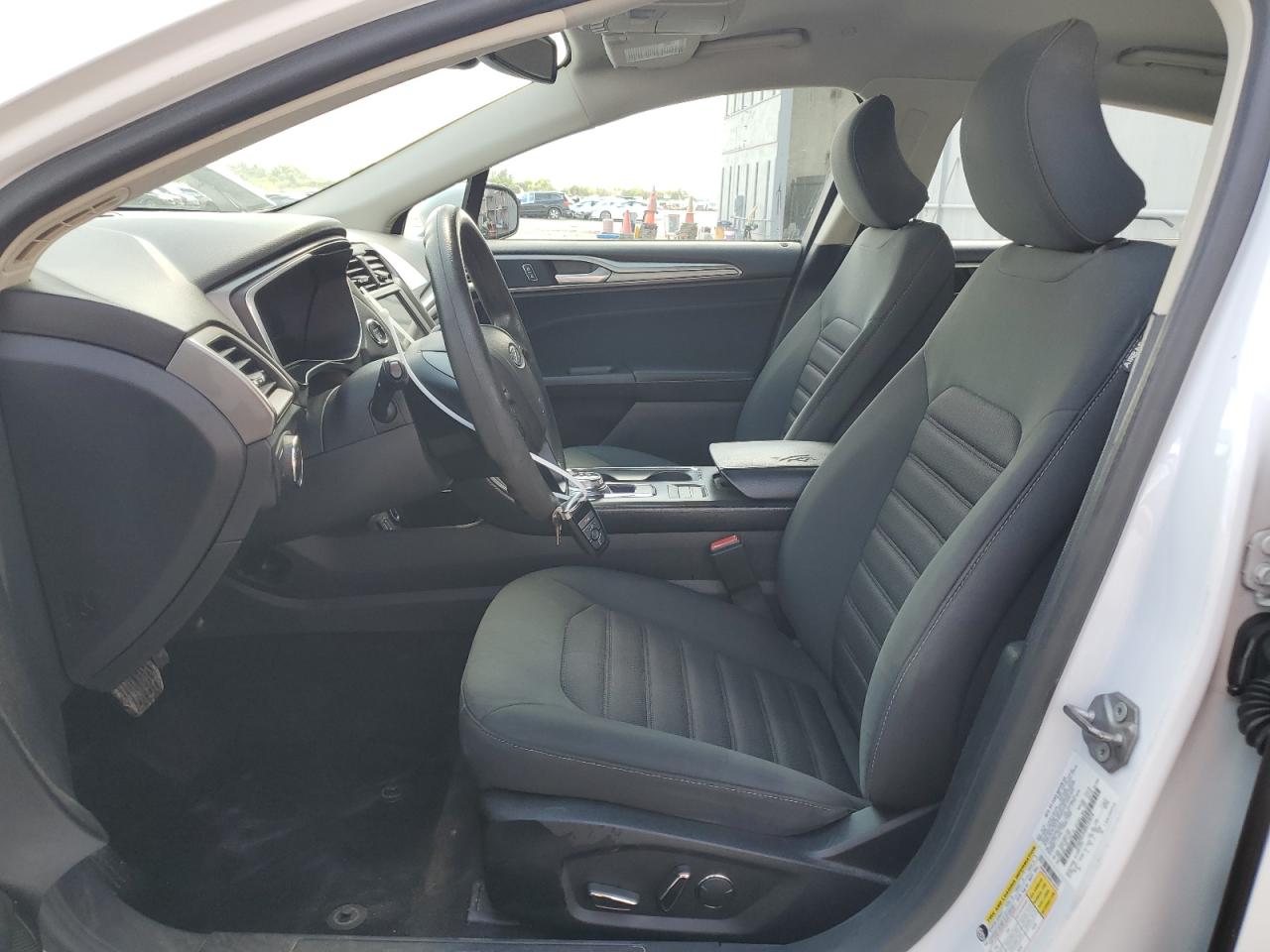 2019 Ford Fusion Se VIN: 3FA6P0LU4KR124818 Lot: 54027755