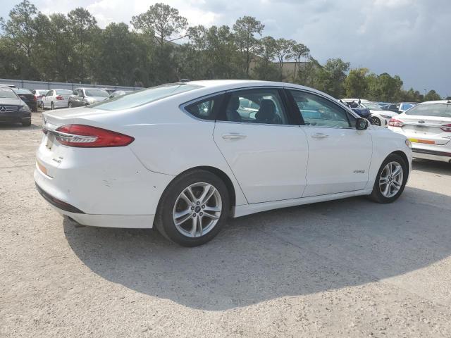  FORD FUSION 2018 Белый
