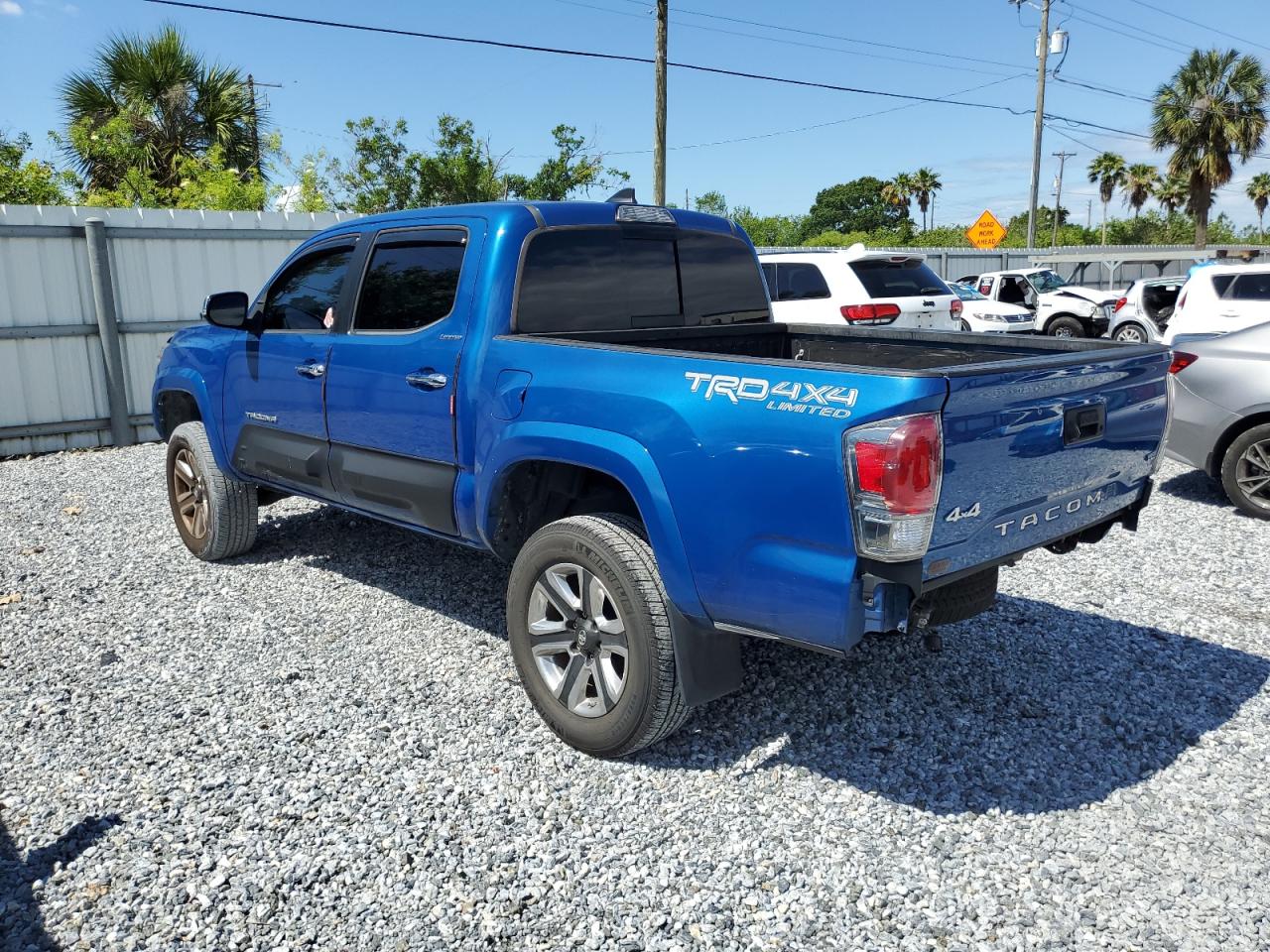 3TMGZ5AN9JM152840 TOYOTA TACOMA 2018
