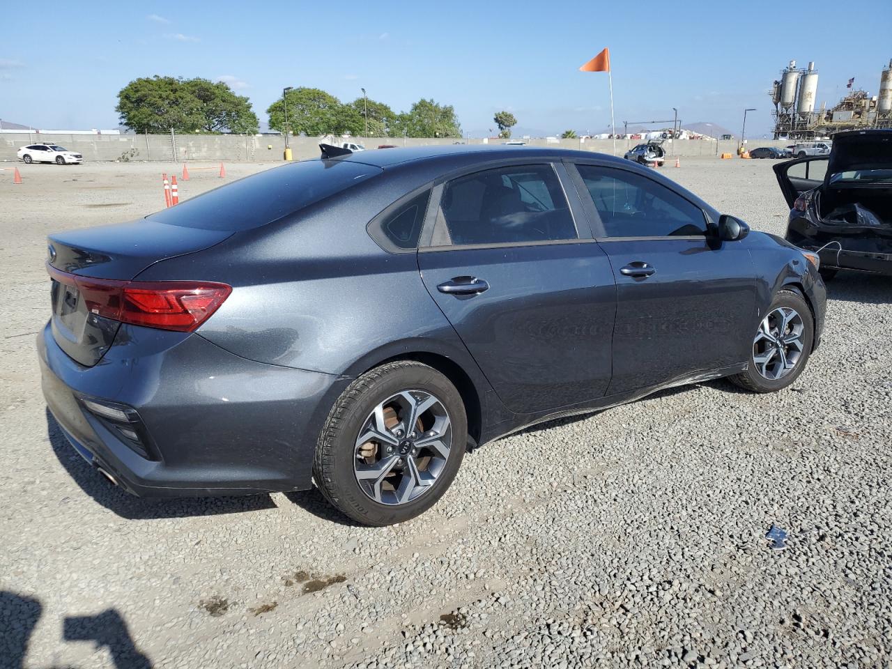 2019 Kia Forte Fe grey null gas 3KPF24AD7KE125598 photo #4