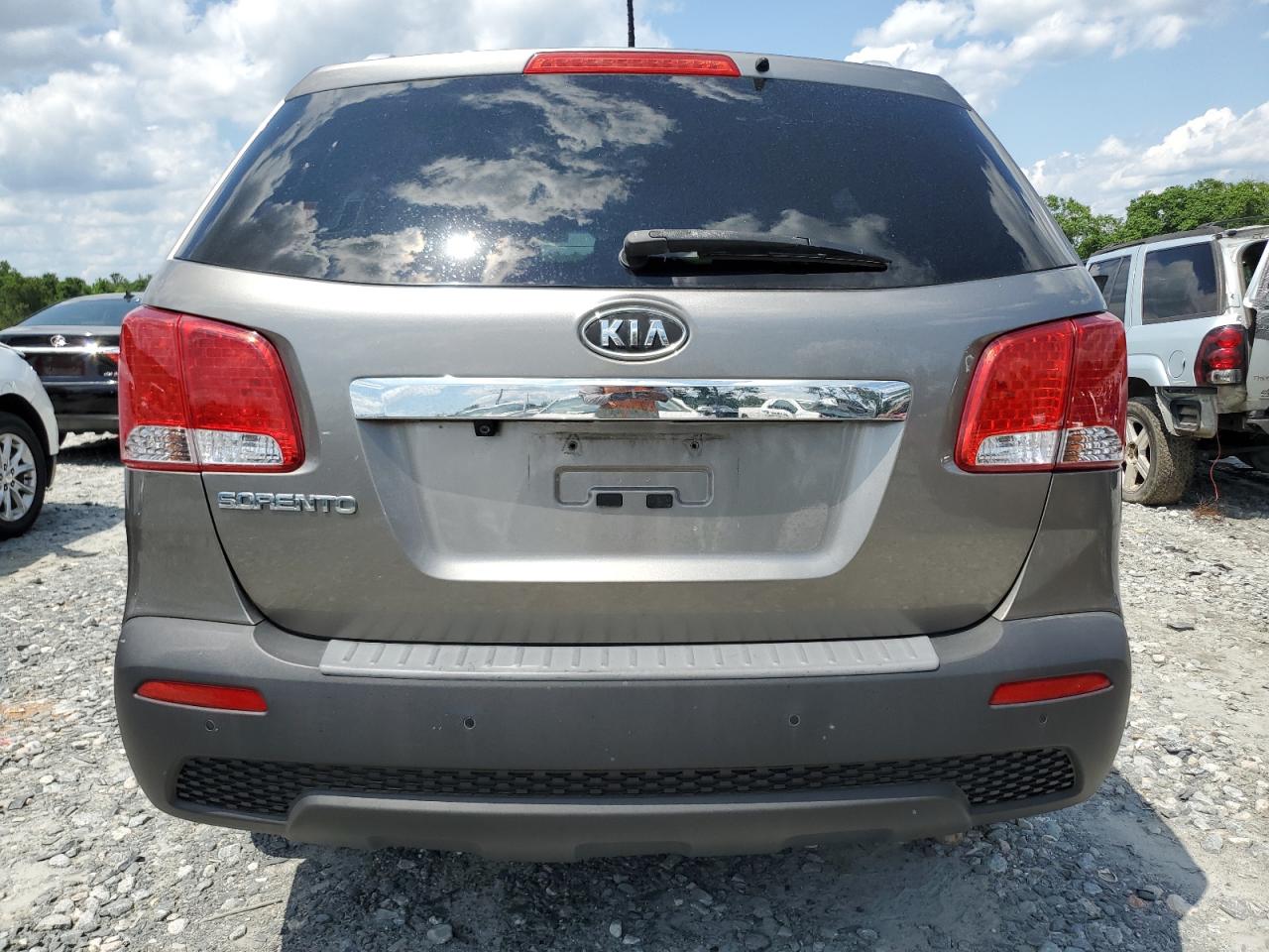 2013 Kia Sorento Lx VIN: 5XYKTCA67DG341061 Lot: 56760585