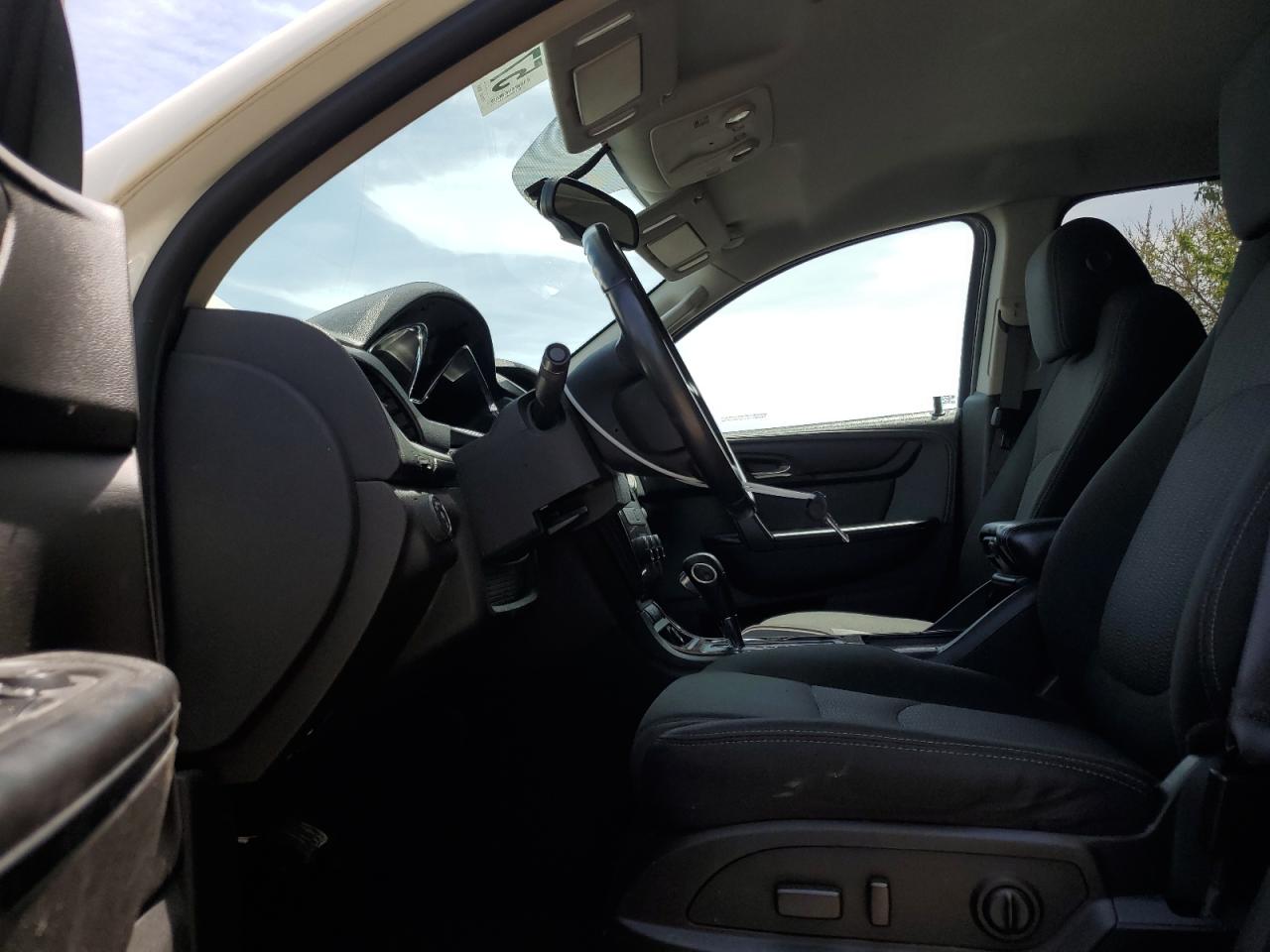 2013 Chevrolet Traverse Lt VIN: 1GNKRGKDXDJ256810 Lot: 57332035