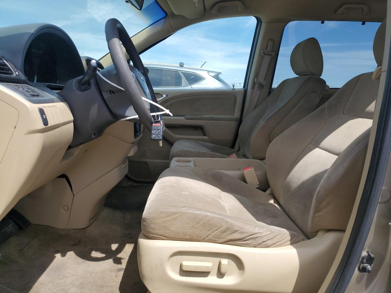 2008 Honda Odyssey Ex VIN: 5FNRL38498B116723 Lot: 56993475