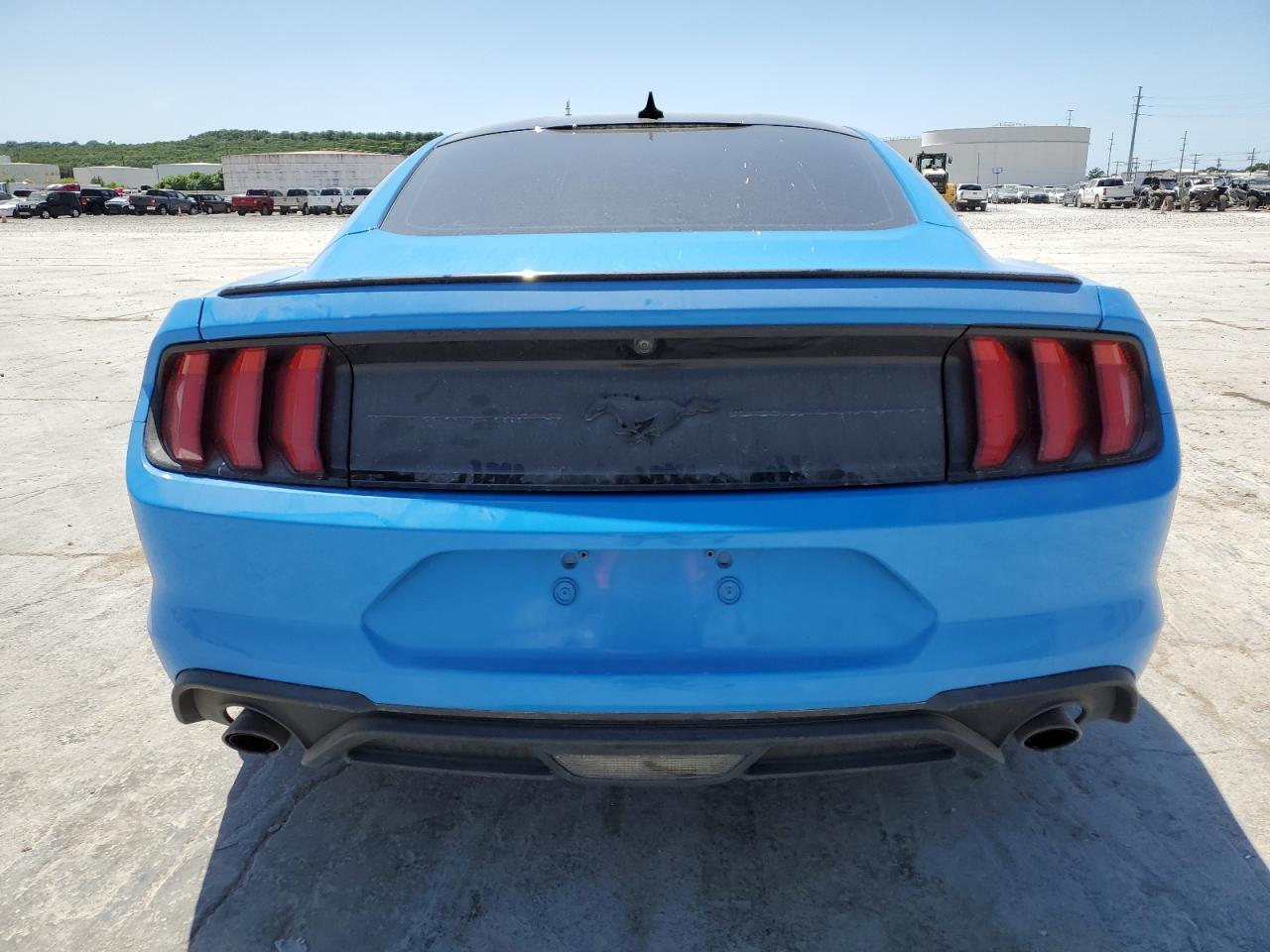2022 Ford Mustang VIN: 1FA6P8TH8N5128296 Lot: 56990925