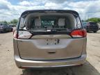 2017 Chrysler Pacifica Limited   იყიდება Elgin-ში, IL - Hail