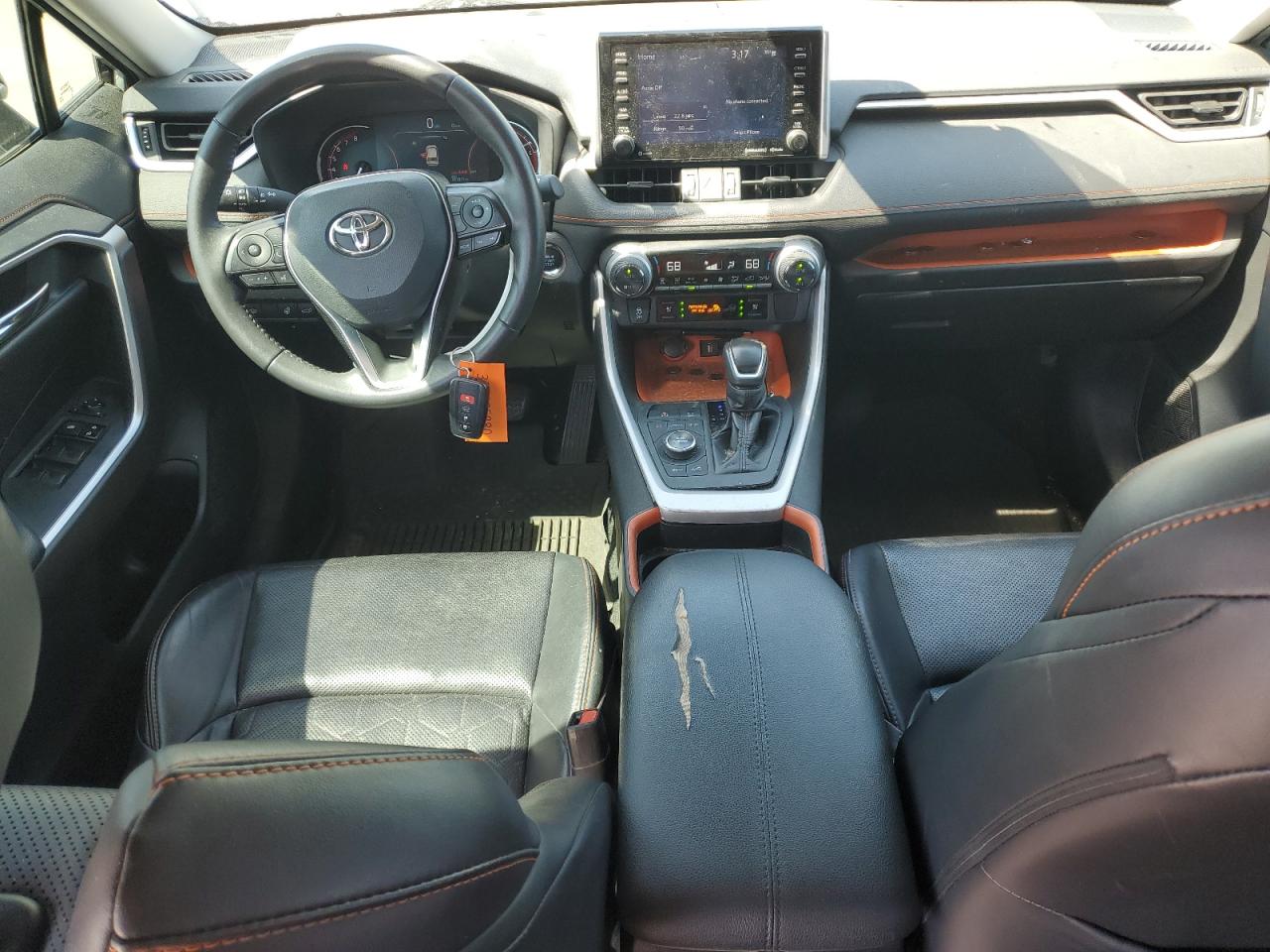 2T3J1RFV8LC108327 TOYOTA RAV4 2020