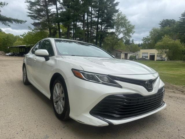  TOYOTA CAMRY 2018 Biały