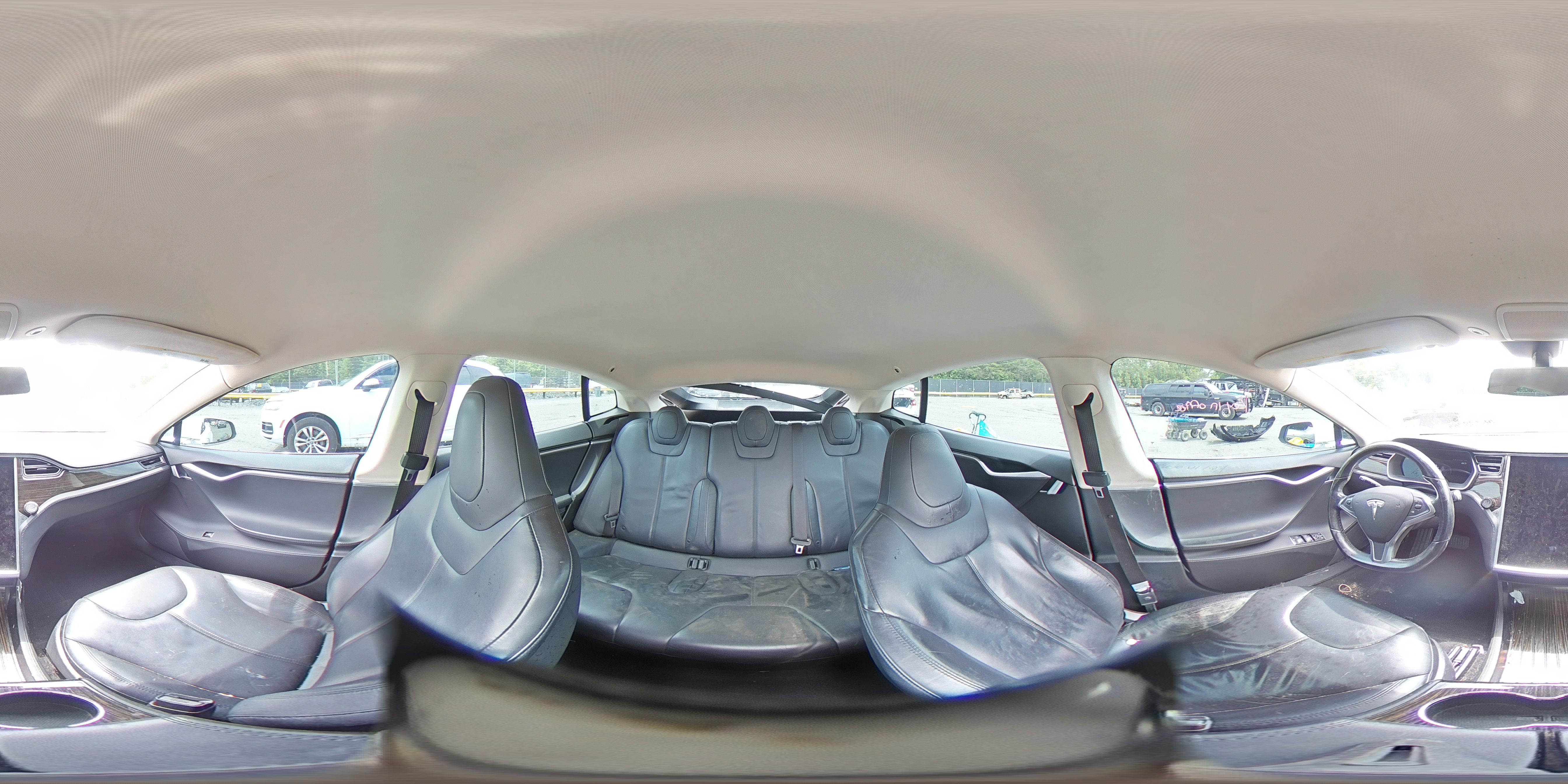 2014 Tesla Model S VIN: 5YJSA1H16EFP44977 Lot: 58138265