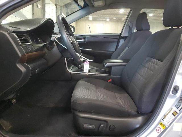  TOYOTA CAMRY 2017 Серебристый