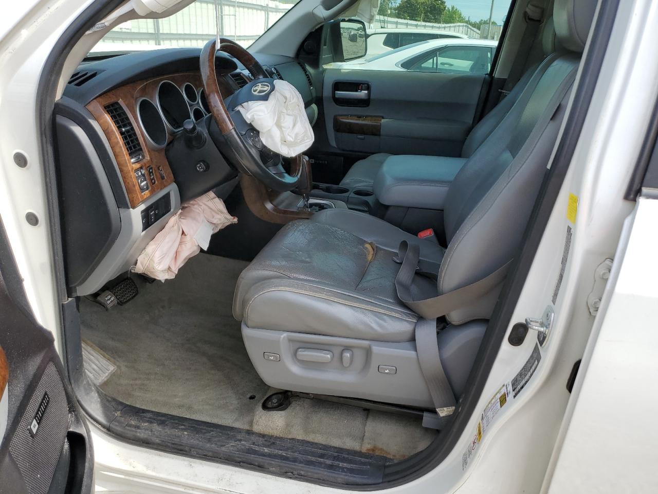 2010 Toyota Sequoia Platinum VIN: 5TDYY5G19AS030877 Lot: 58075985