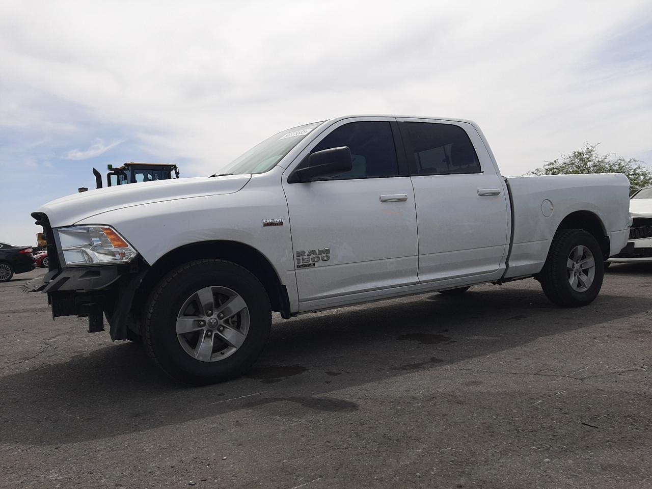 2019 Ram 1500 Classic Slt იყიდება North Las Vegas-ში, NV - Front End