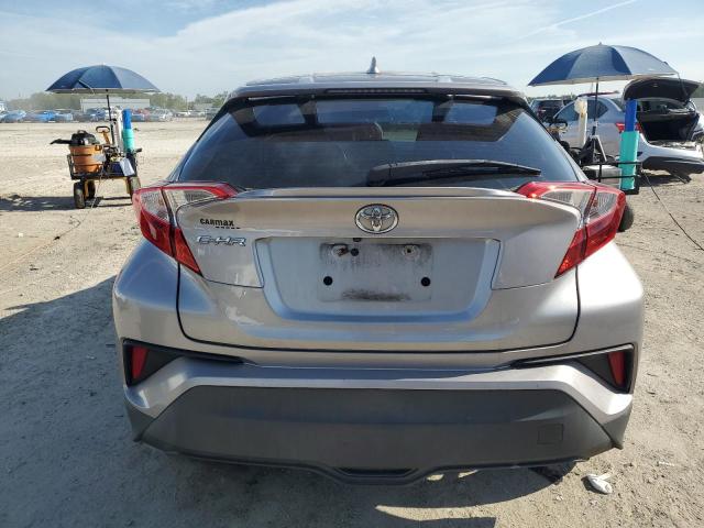  TOYOTA C-HR 2018 Srebrny