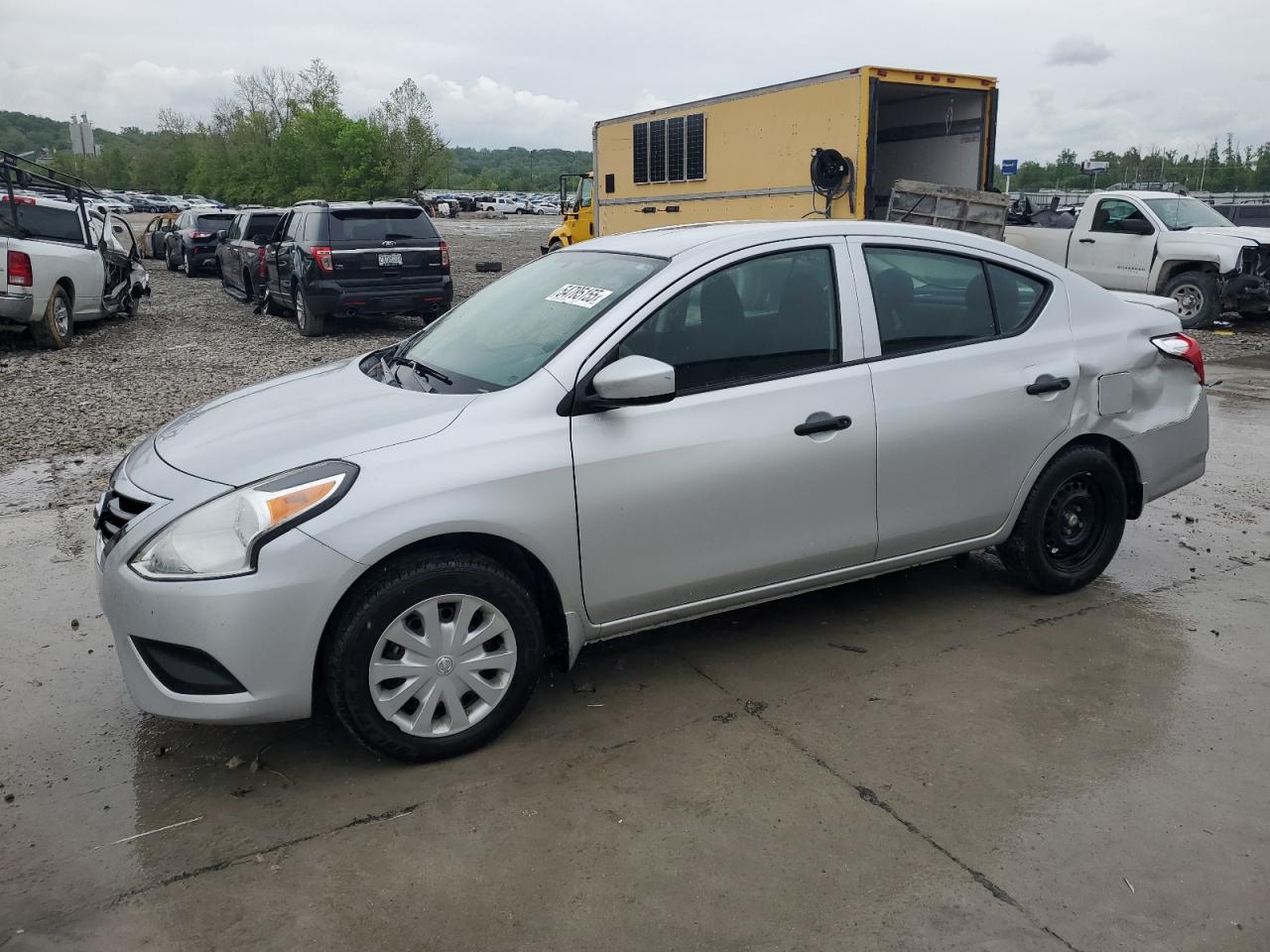 2017 Nissan Versa S for Sale in Cahokia Heights, IL - Rear End