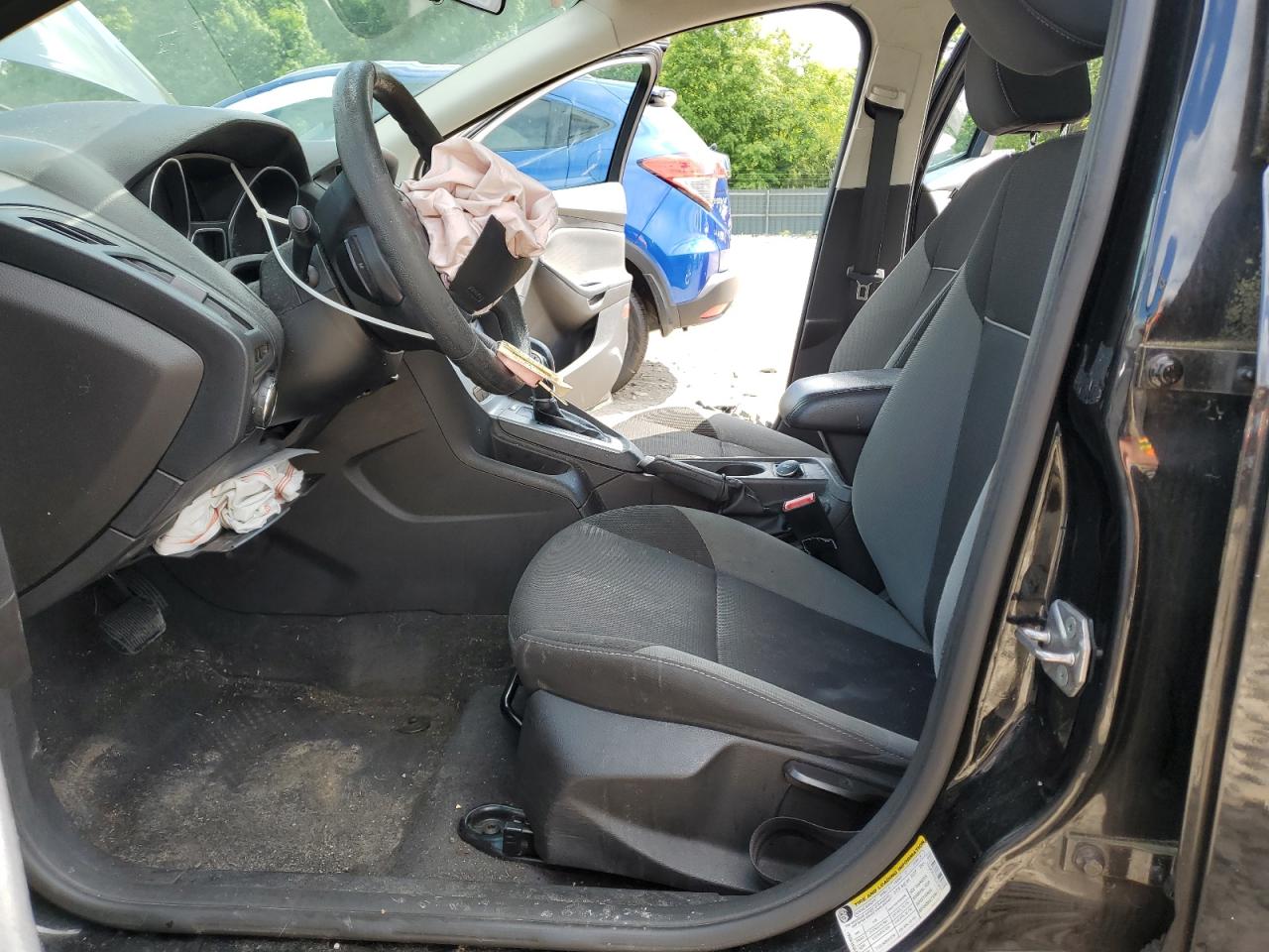 2014 Ford Focus Se VIN: 1FADP3F21EL318471 Lot: 56875565