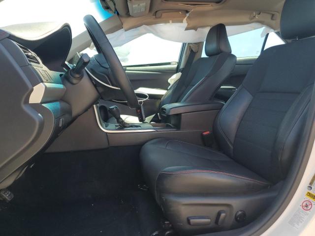  TOYOTA CAMRY 2017 Biały