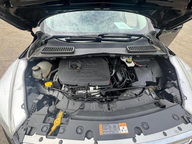 Parquets FORD ESCAPE 2017 Czarny