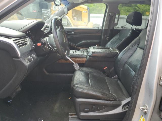 Parquets CHEVROLET SUBURBAN 2017 Silver