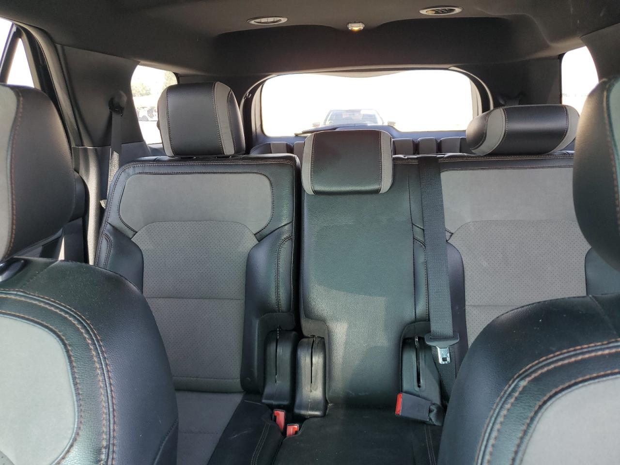 1FM5K7D85HGB70796 FORD EXPLORER 2017