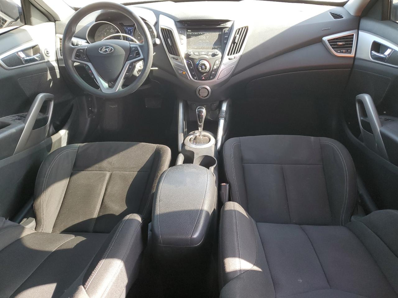 2016 Hyundai Veloster VIN: KMHTC6AD7GU300528 Lot: 57501955