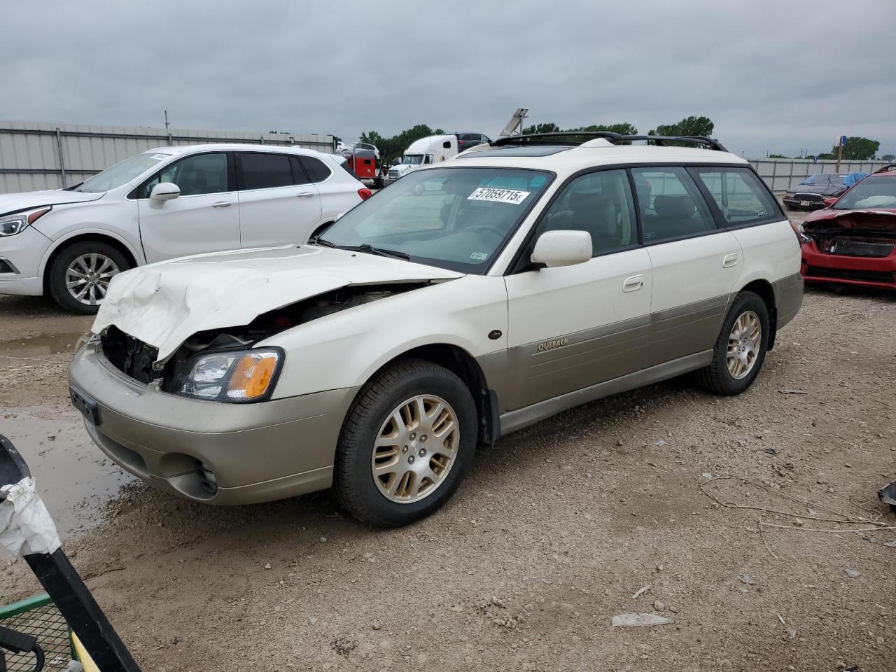2002 Subaru Legacy Outback H6 3.0 Ll Bean for Sale in Kansas City, KS - Front End