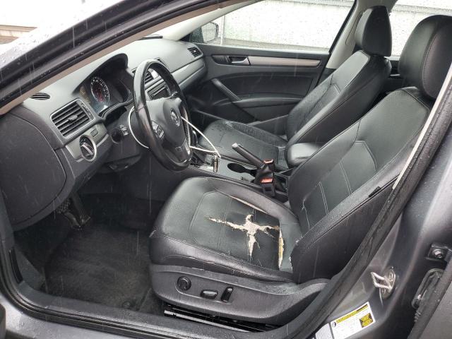 Sedans VOLKSWAGEN PASSAT 2015 Gray