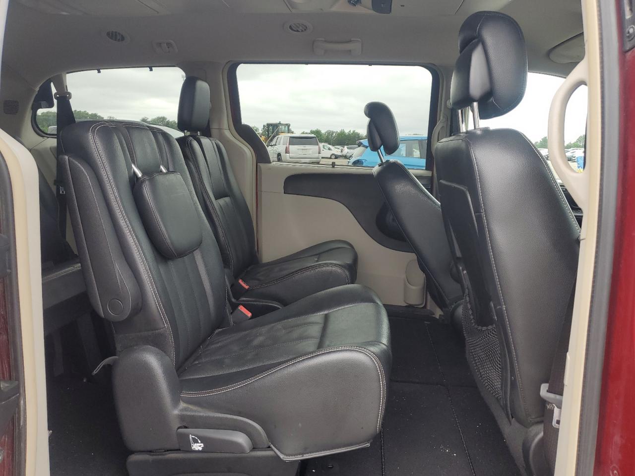 2013 Chrysler Town & Country Touring VIN: 2C4RC1BG3DR557561 Lot: 58953825