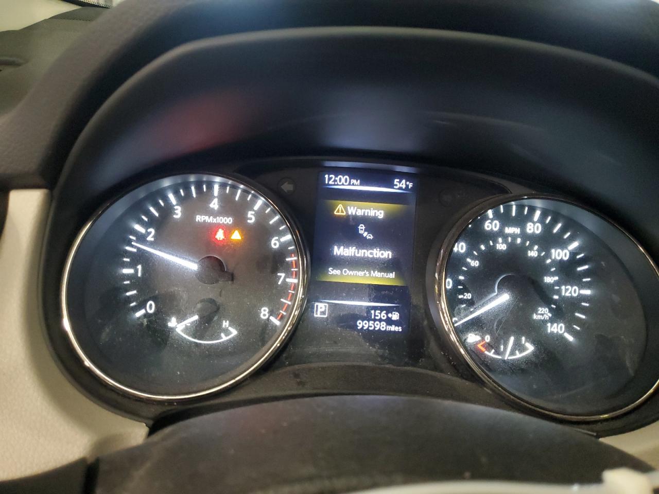 JN1BJ1CR3JW261372 NISSAN ROGUE 2018