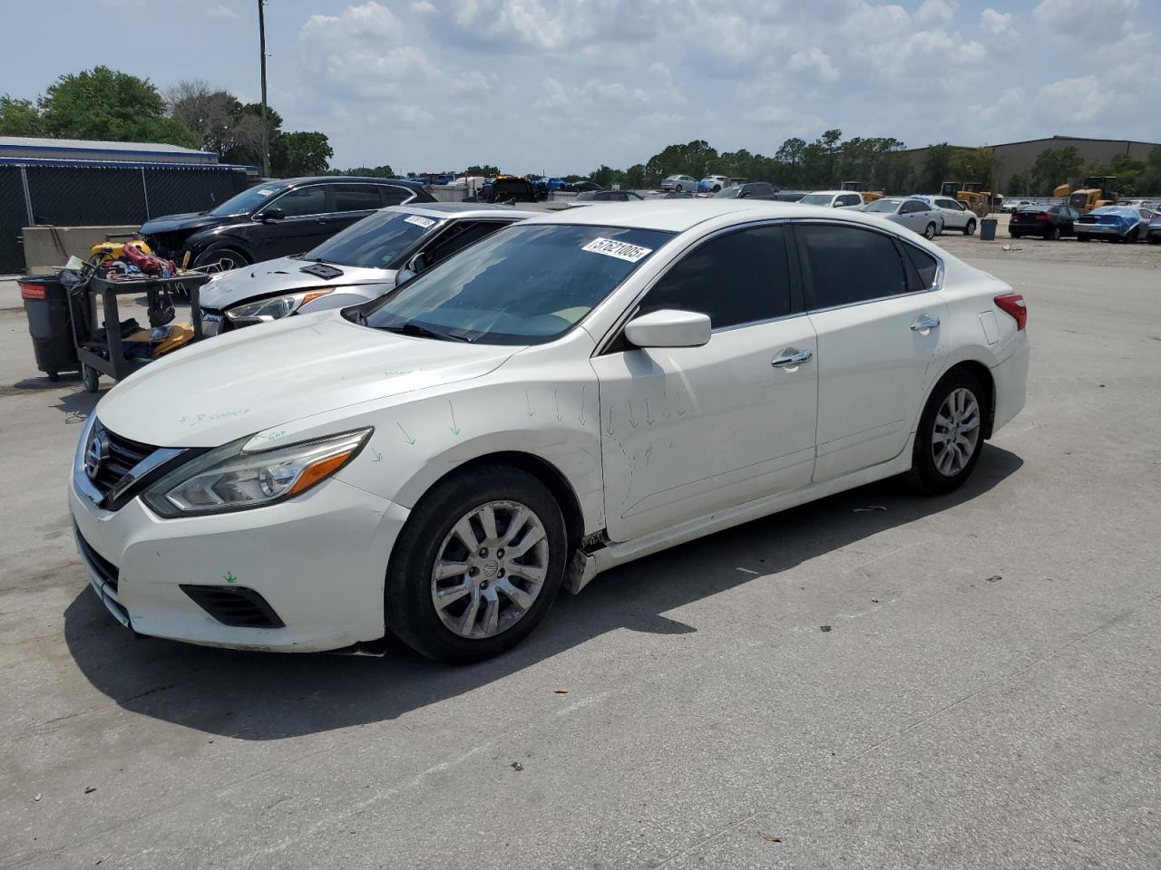 1N4AL3AP1HN321381 NISSAN ALTIMA 2017