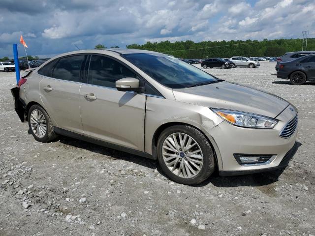  FORD FOCUS 2017 Złoty