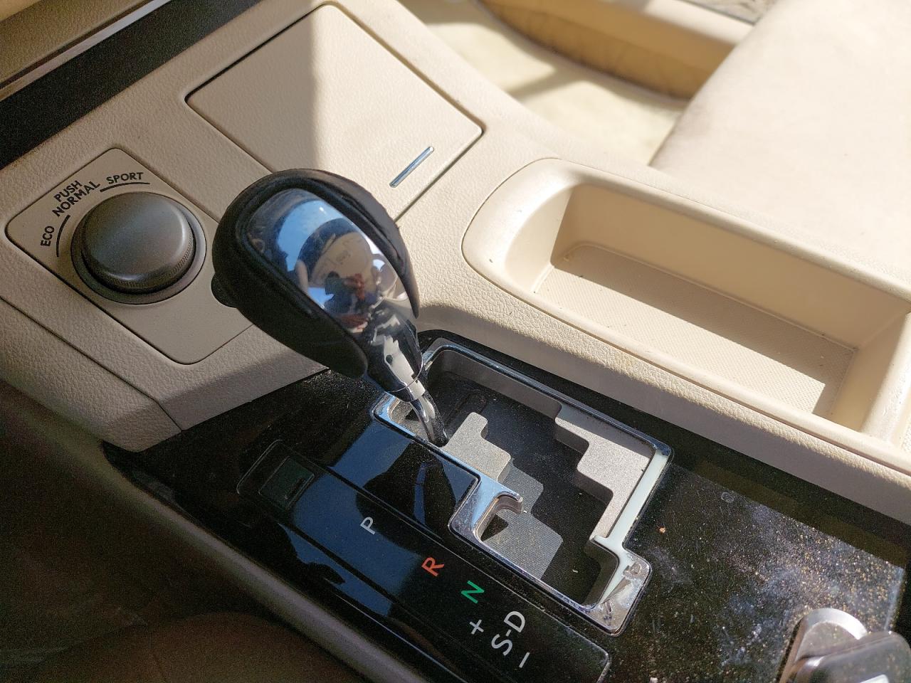 JTHBK1GG0E2129927 - 2014 Lexus ES - #undefined