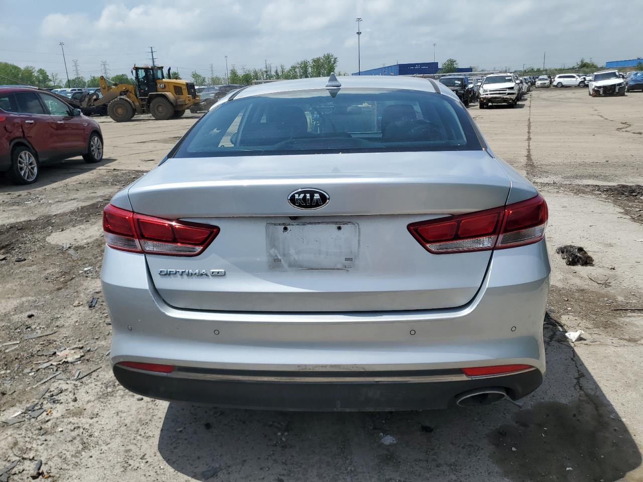 2018 Kia Optima Lx VIN: 5XXGT4L3XJG229000 Lot: 57109905