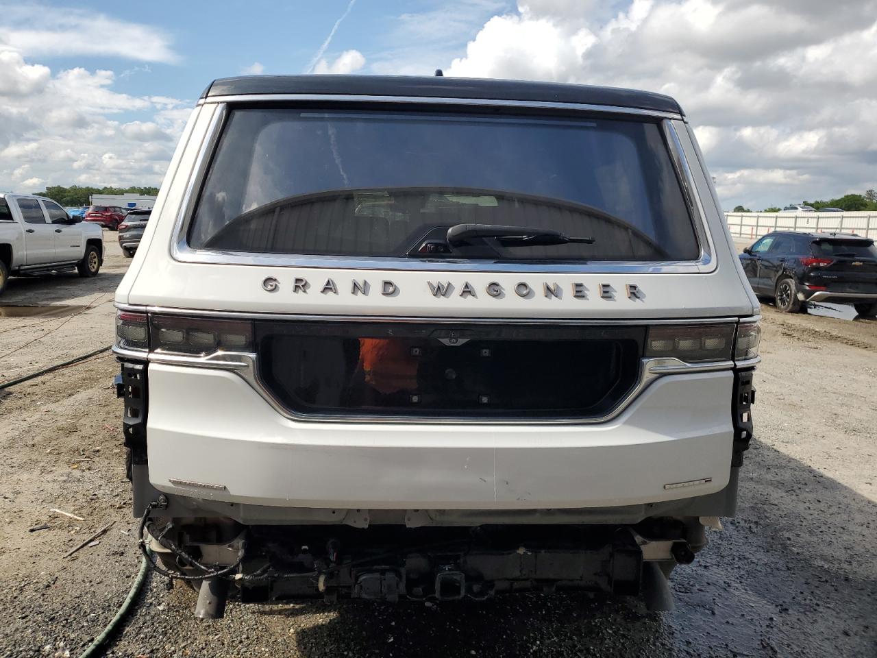 2022 Jeep Grand Wagoneer Series Iii VIN: 1C4SJVGJ3NS104673 Lot: 56624915