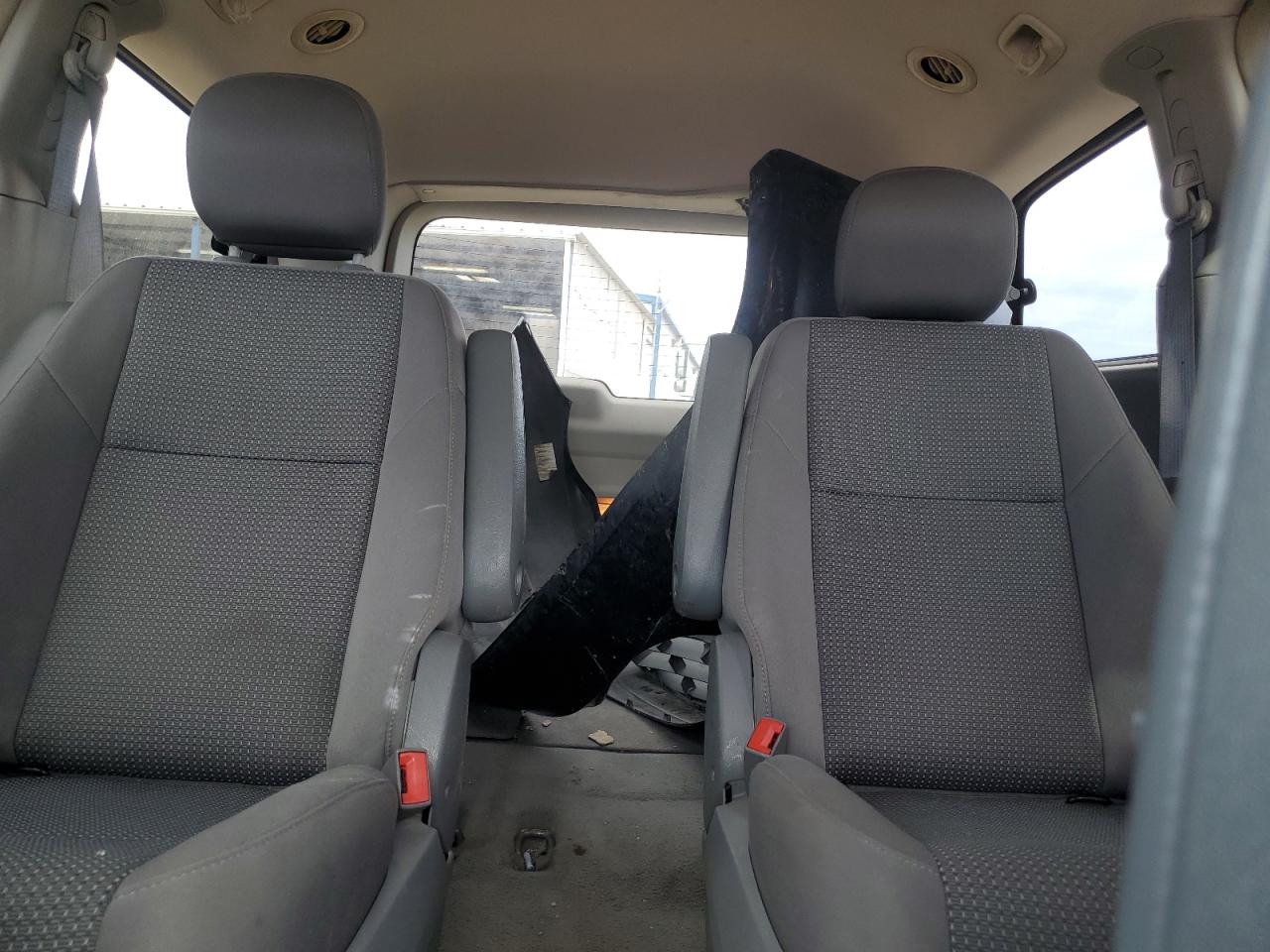 2011 Volkswagen Routan S VIN: 2V4RW4DGXBR670237 Lot: 58022435