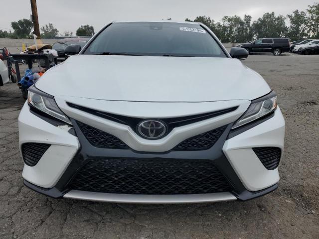  TOYOTA CAMRY 2020 Білий
