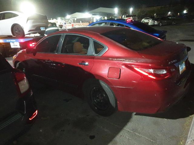 Седаны NISSAN ALTIMA 2016 Красный