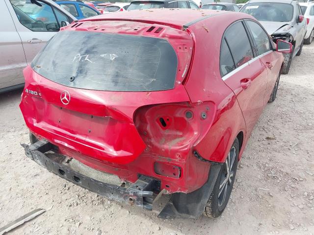 2016 MERCEDES BENZ A 180 D SE